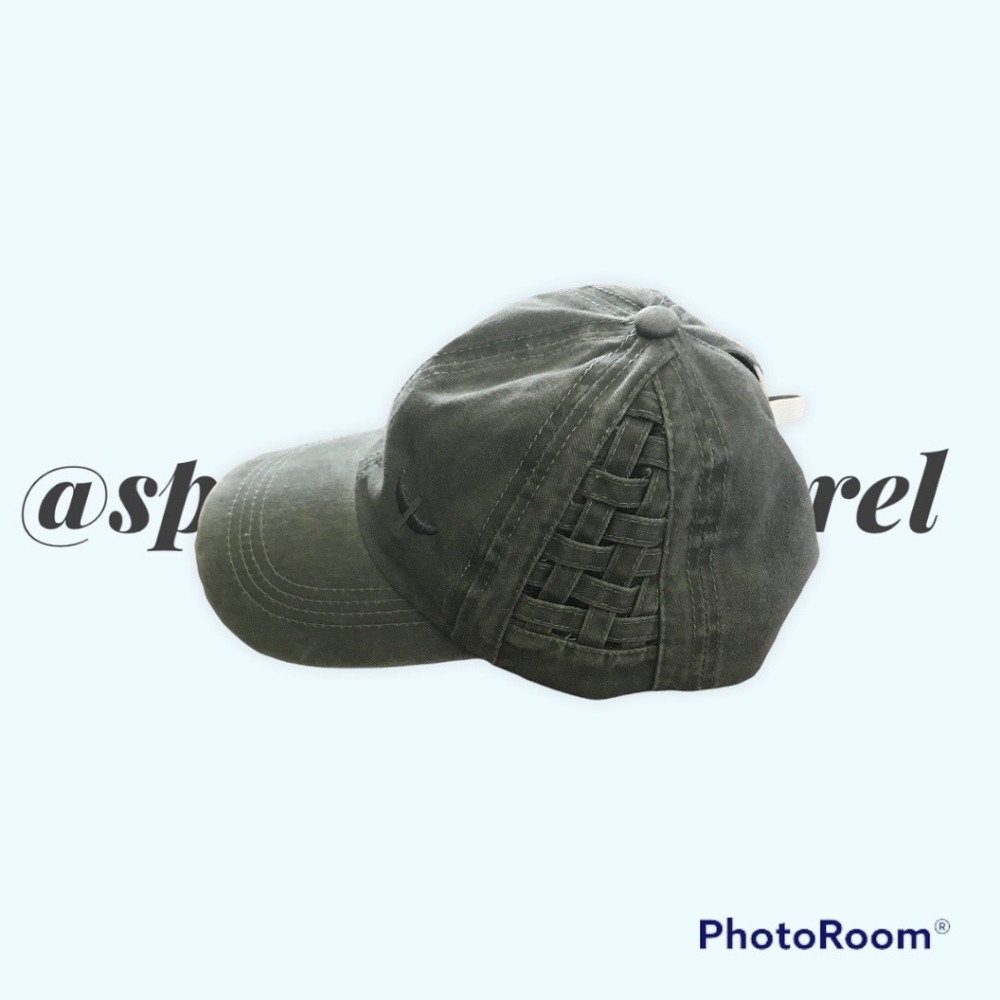 High ponytail  baseball hat gray